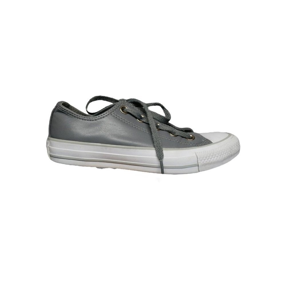Converse Chuck Taylor  Faux Leather Low Top Grey Sneakers Women’s Size 5‎